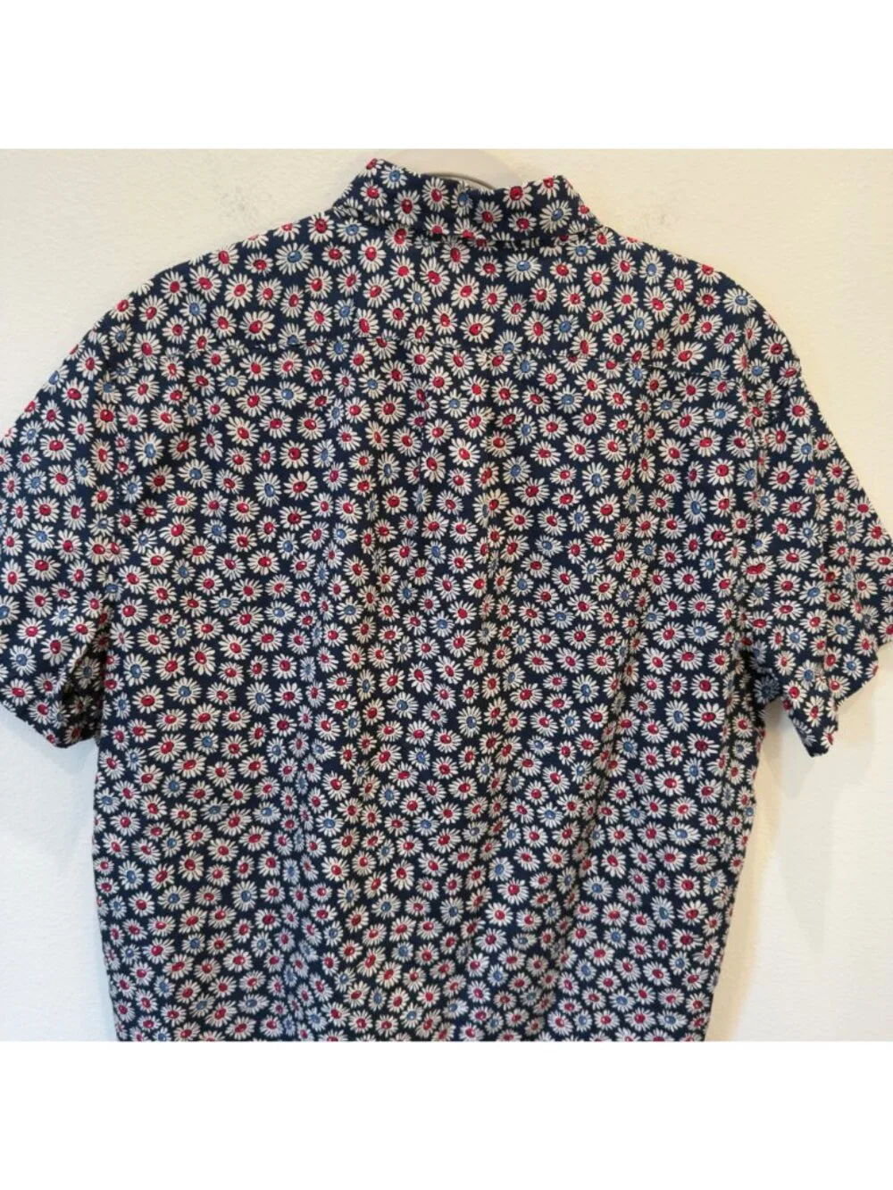 J Crew Men’s Classic Organic Cotton Button Down Preppy Floral Shirt Large